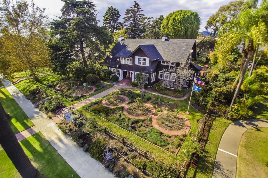  Historical Home In Santa Monica A Storybook Home on Approx ½ acre. 435 Georgina